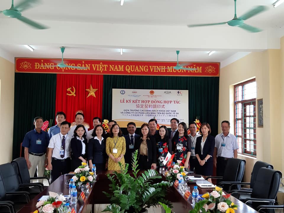 Trường Cao Đẳng Bách Khoa Việt Nam hợp tác với các doanh nghiệp nước ngoài